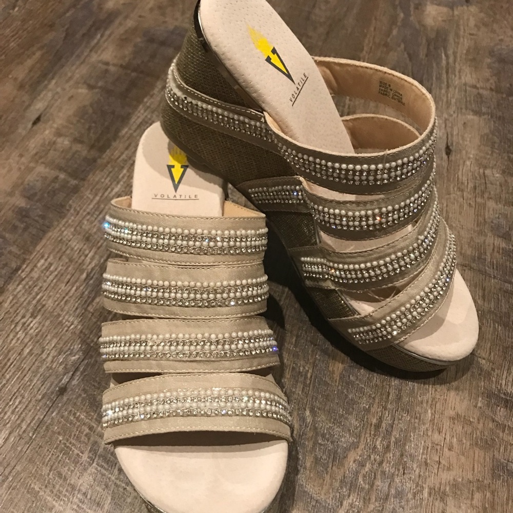 Wedges - Picture 2 of 5